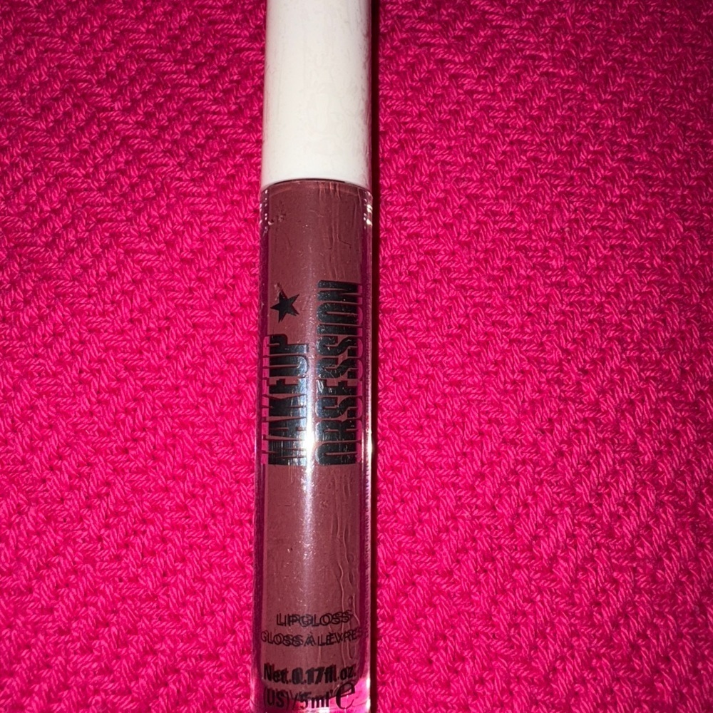 Revolution Beauty Makeup Obsession Lip Gloss (Everlasting)
